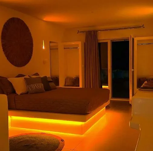 Sea House Naousa (Paros)